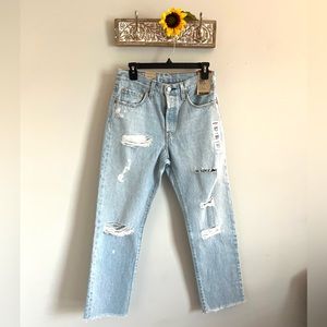 LEVI’S Women’s 501 Ripped Cropped Jeans - Size 27 - Oxnard Light Wash - NWT